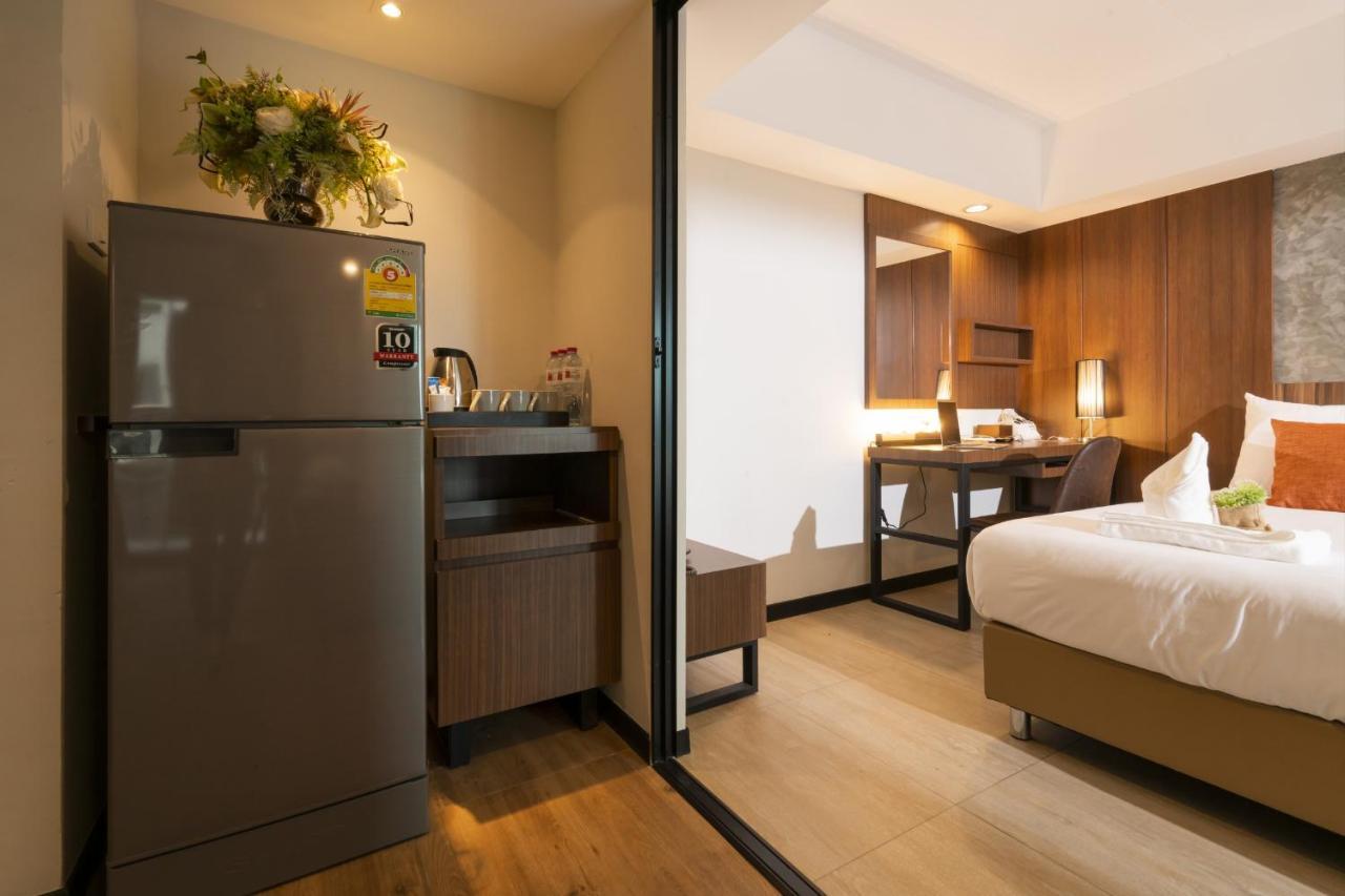 The Home Hotel Sha Bangkok Buitenkant foto