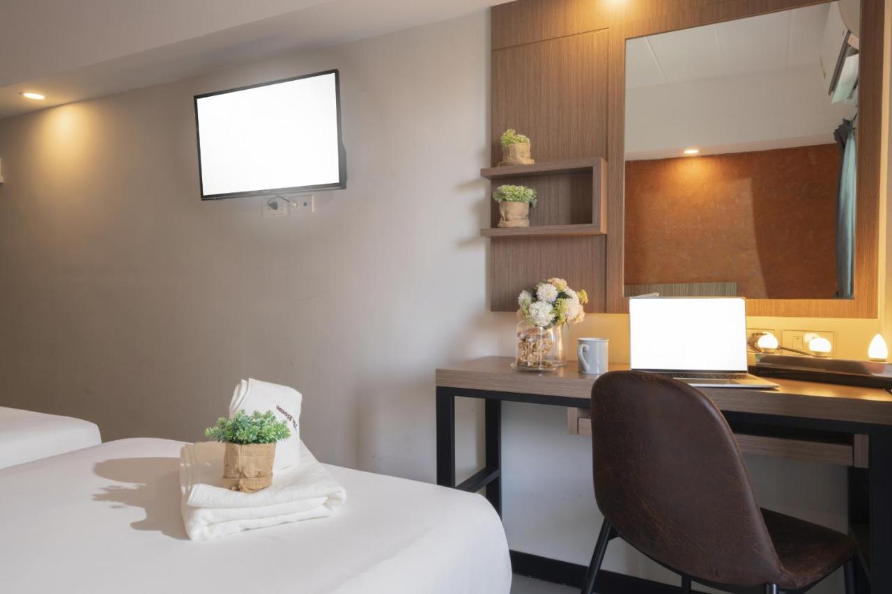 The Home Hotel Sha Bangkok Buitenkant foto
