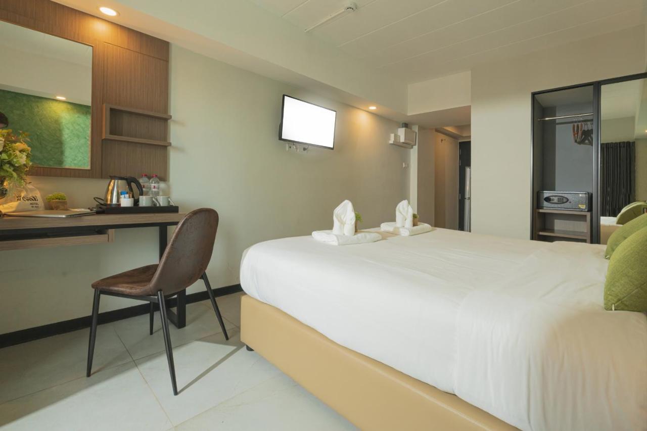The Home Hotel Sha Bangkok Buitenkant foto